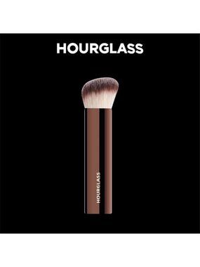 Hourglass Foundation Brush Makeup Brush- No.20 Vanish Seamless Finish  Soft NEW
